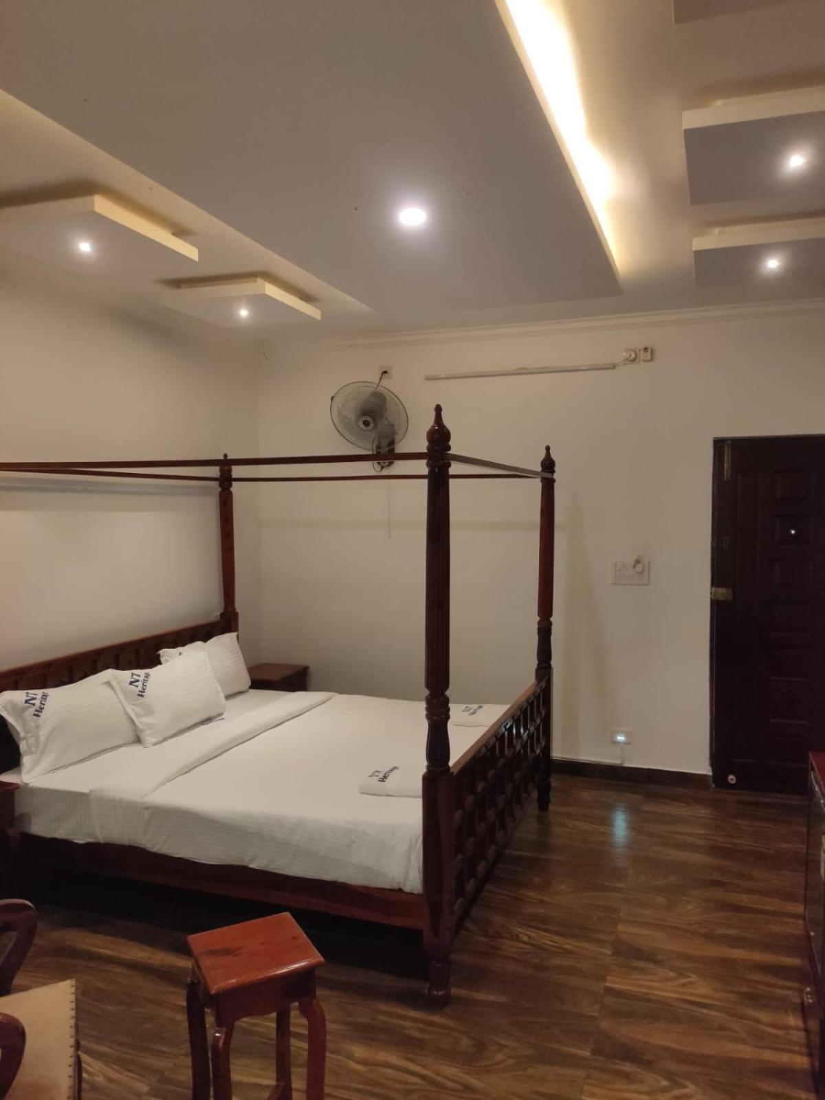 Zoom Inn Heritage Puducherry Exterior foto